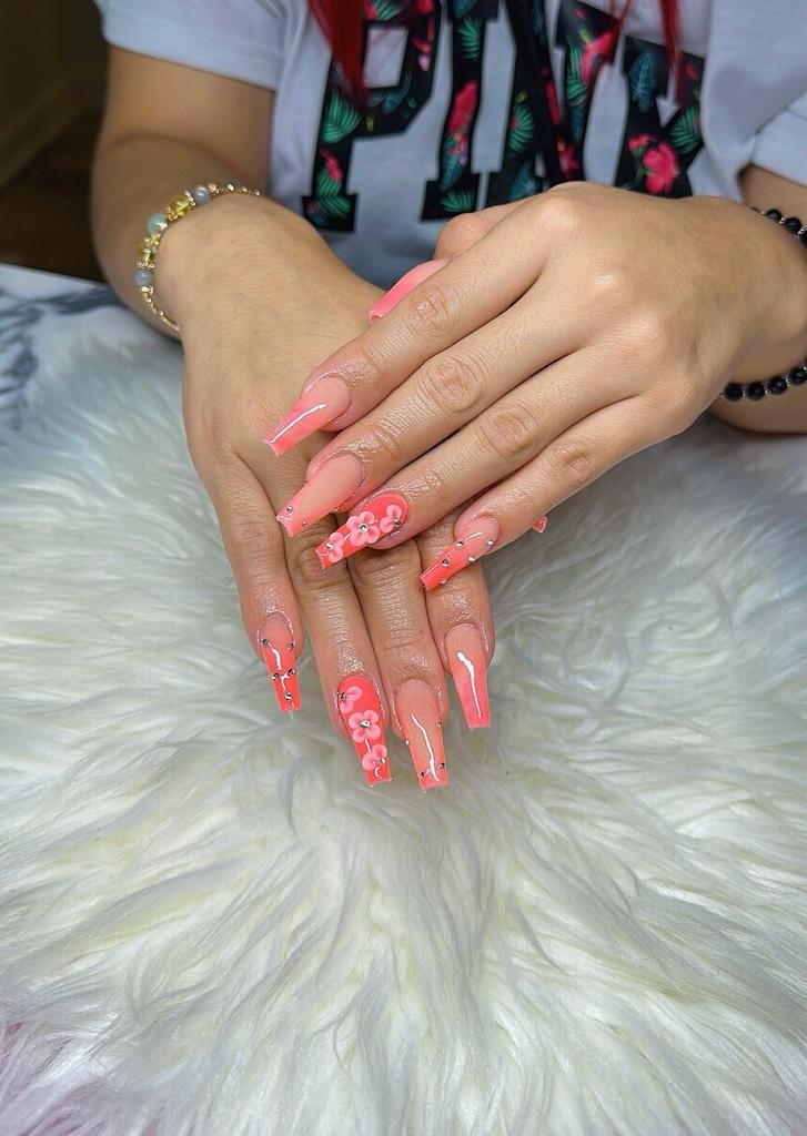 Manicure by Davila Divine Nails